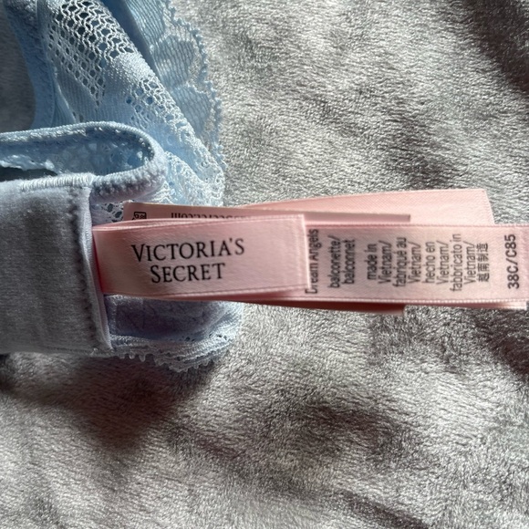 Lace Underwire Bra in Light Blue - Picture 7 of 8